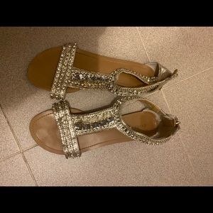 Woman express flats